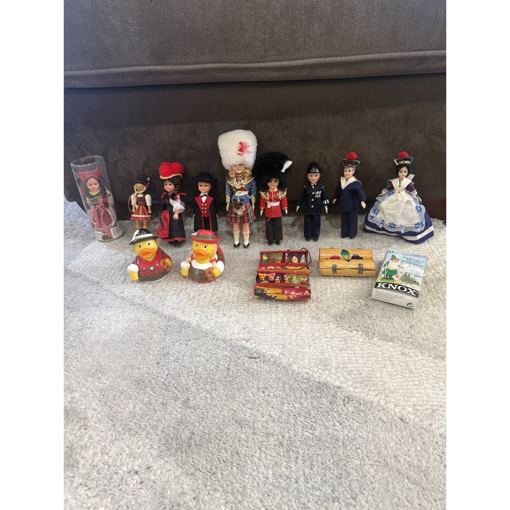 Vintage Sleepy Eye Dolls And Other misc Lot 14 Souvenirs